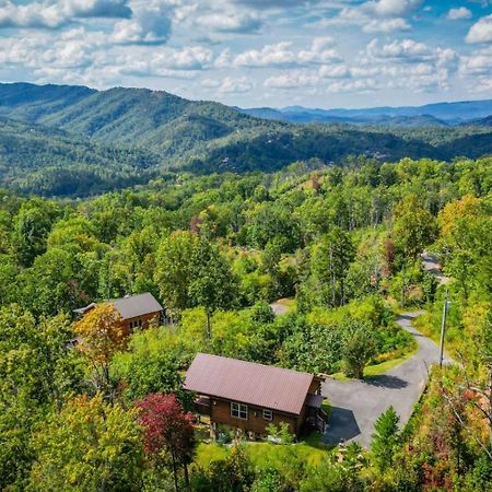 Ever After Gatlinburg Exterior photo